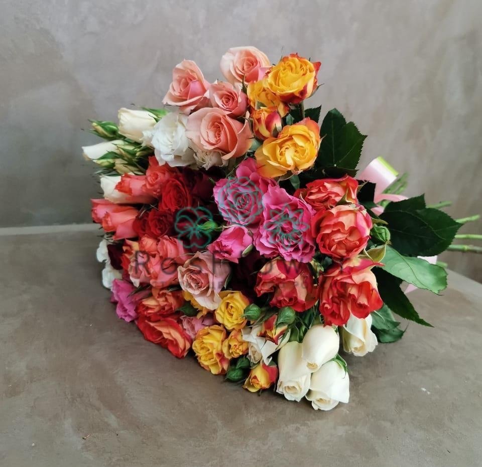 Букет цветов из: Розы в Липовцах