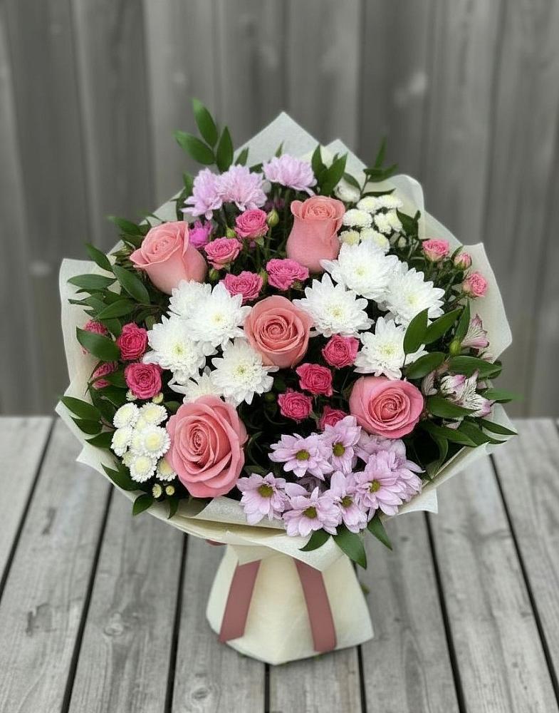 Букет цветов из: Альстромерии, Гвоздики, Розы и Хризантемы в Липовцах