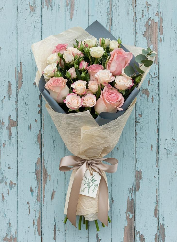 Букет цветов из: Розы в Липовцах