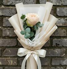 Букет цветов из:  Розы в Липовцах