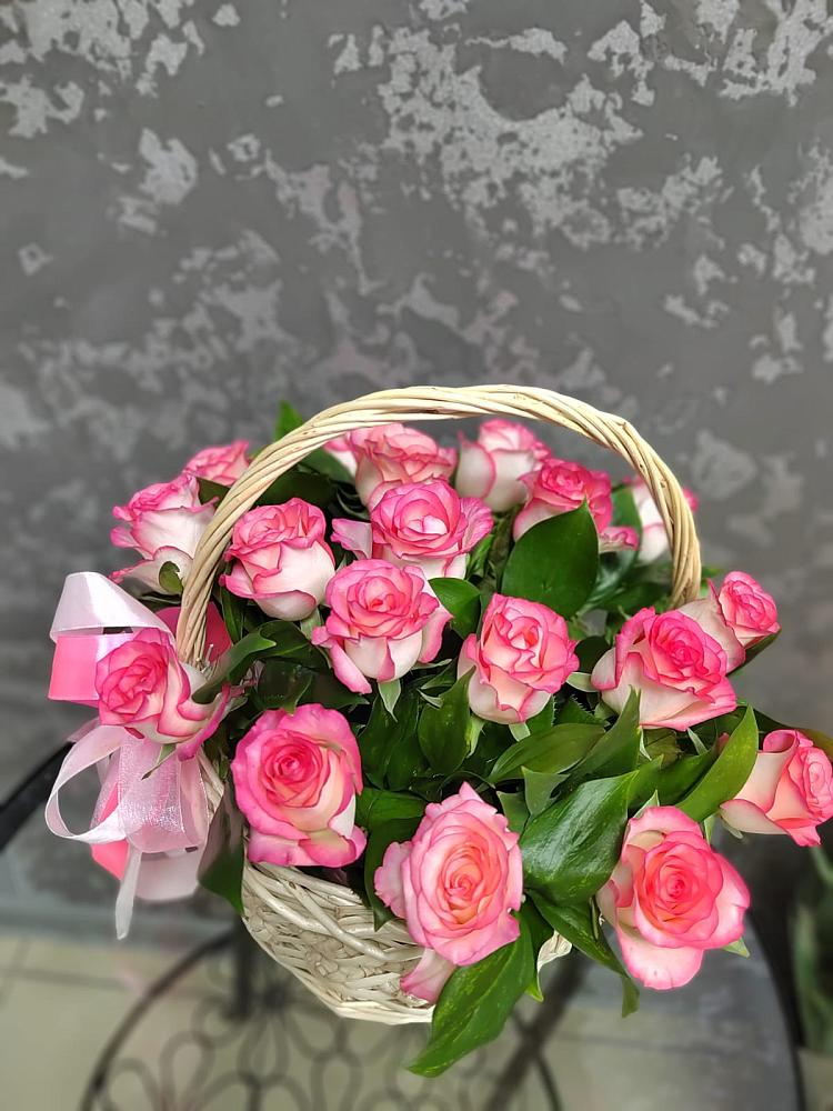 Цветочная композиция из Розы в корзине в Липовцах