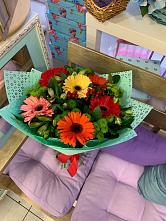 Букет цветов из:  Герберы, Хризантемы и Альстромерии #REPLACE_PRED# Липовцах