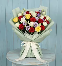 Букет цветов из:  Розы в Липовцах