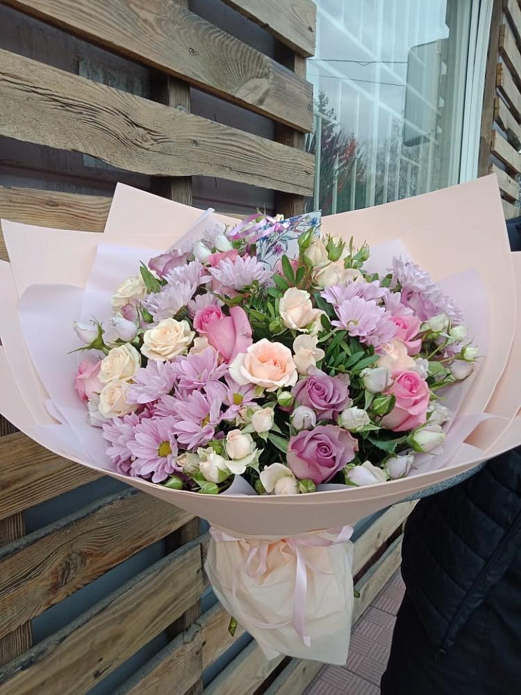 Букет цветов из: Розы и Хризантемы в Липовцах