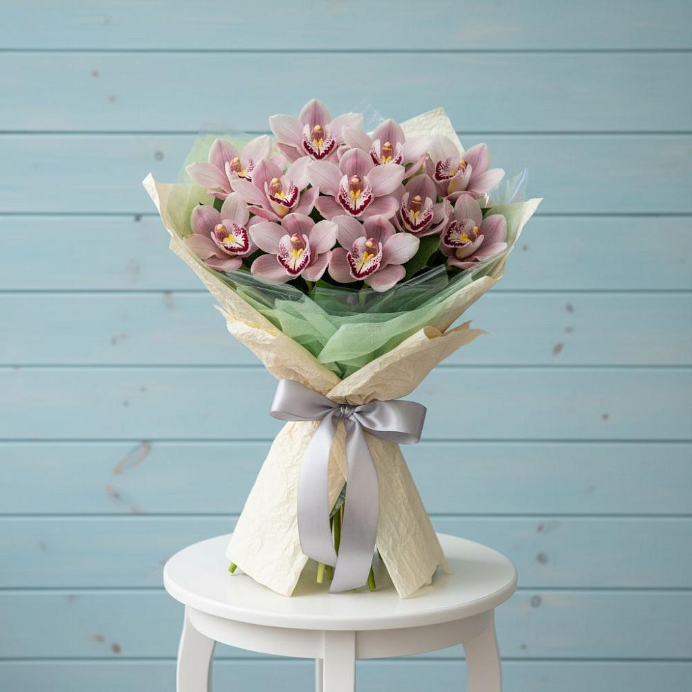 Букет цветов из: Орхидеи и Розы в Липовцах