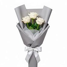Букет 3 белые розы в Липовцах
