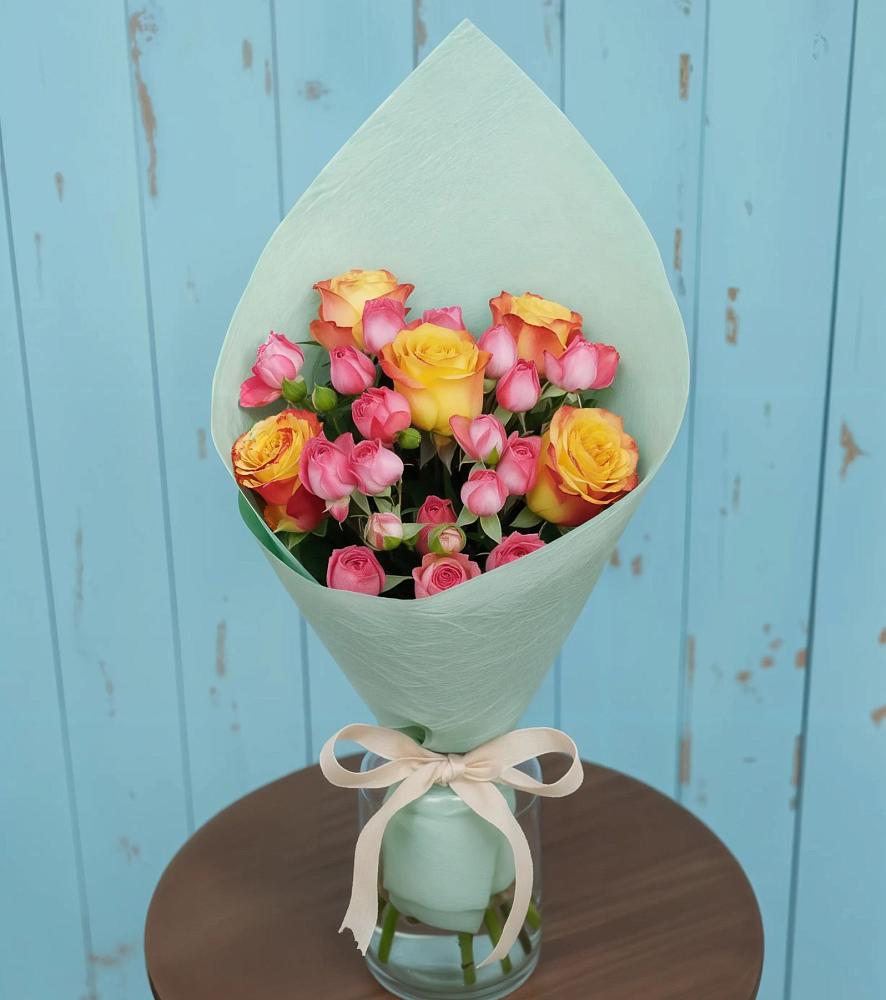 Букет цветов из: Розы в Липовцах