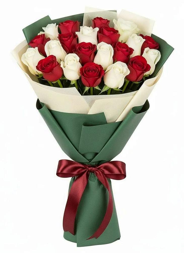 Букет Микс из красных и белых роз в Липовцах