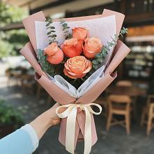 Букет цветов из:  Розы в Липовцах