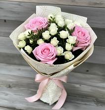 Букет цветов из:  Розы в Липовцах