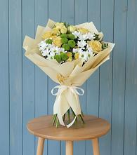 Букет цветов из:  Хризантемы и Розы в Липовцах