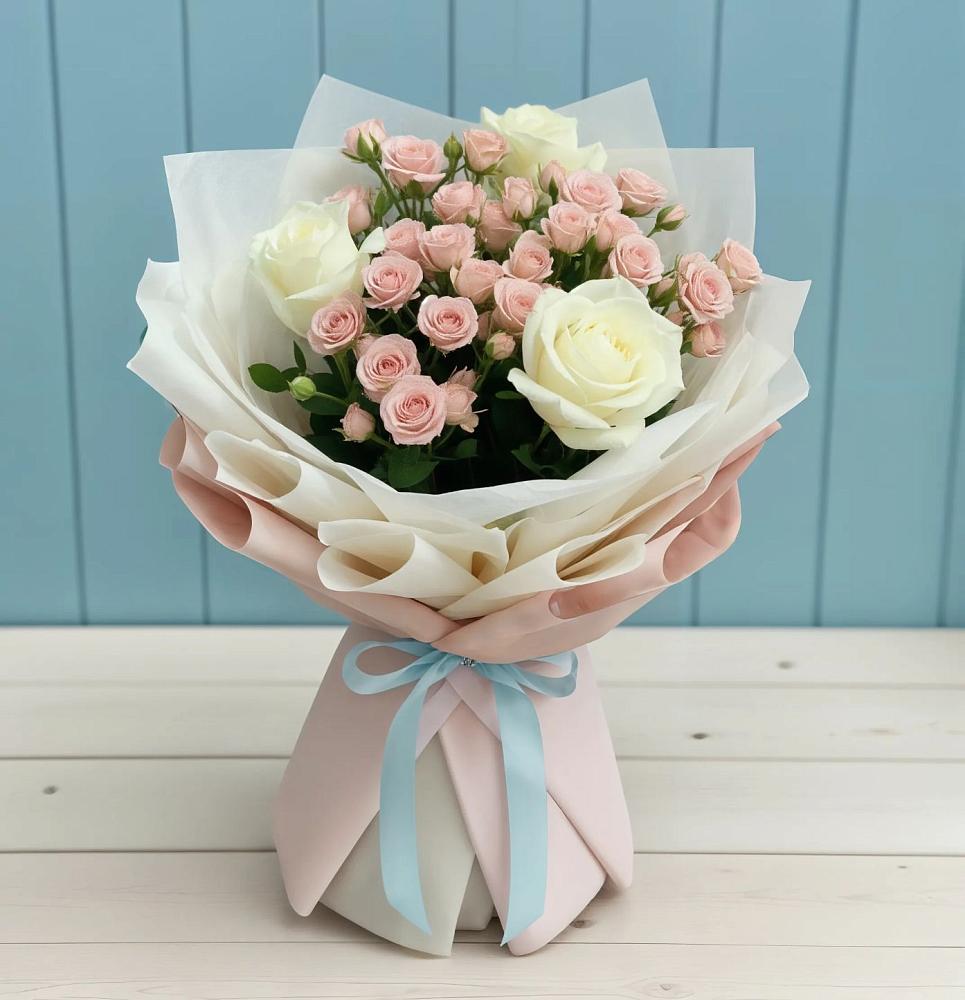 Букет цветов из: Розы в Липовцах