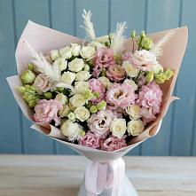 Букет цветов из:  Альстромерии и Розы в Липовцах