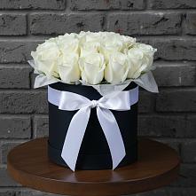 Цветочная композиция из Розы в шляпной коробке в Липовцах